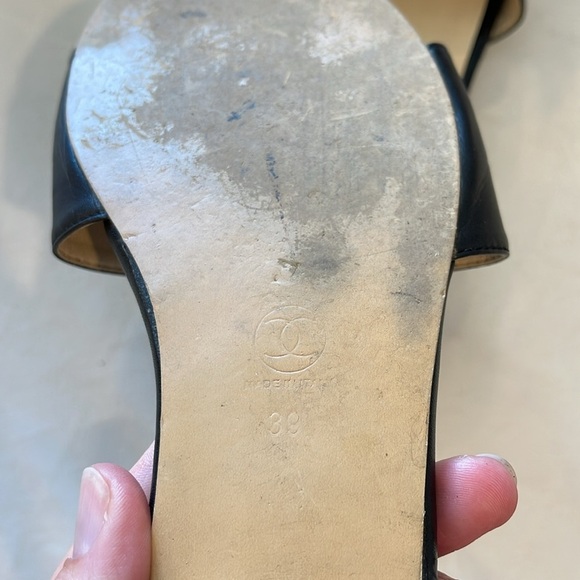 Chanel Black Camellia Embellished Leather Slide sandal shoes Size 39 - Picture 9 of 11